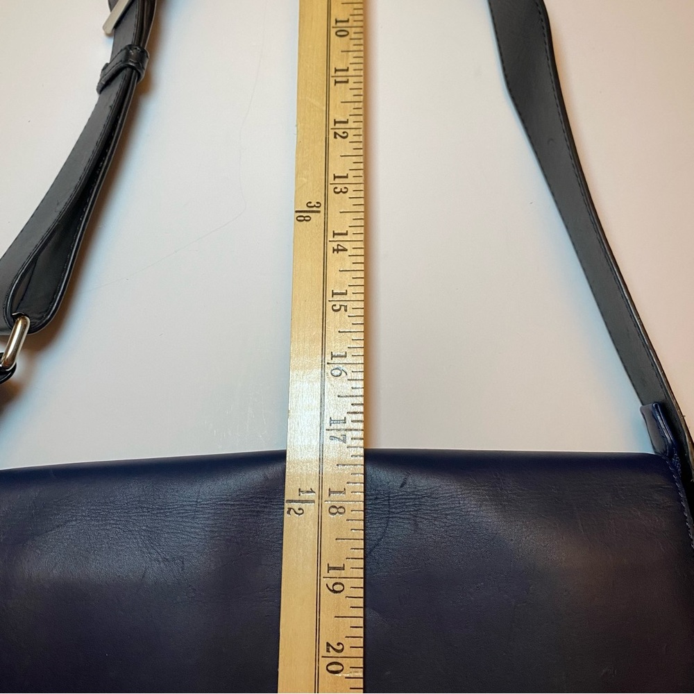 Banana Republic Navy Blue and Black Crossbody MessengerLeather bag. 17 inch drop - Picture 15 of 15
